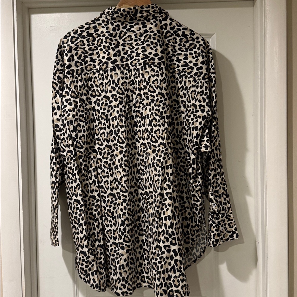 Anthropologie Black and White Leopard Print Button Down Shirt - Picture 4 of 4